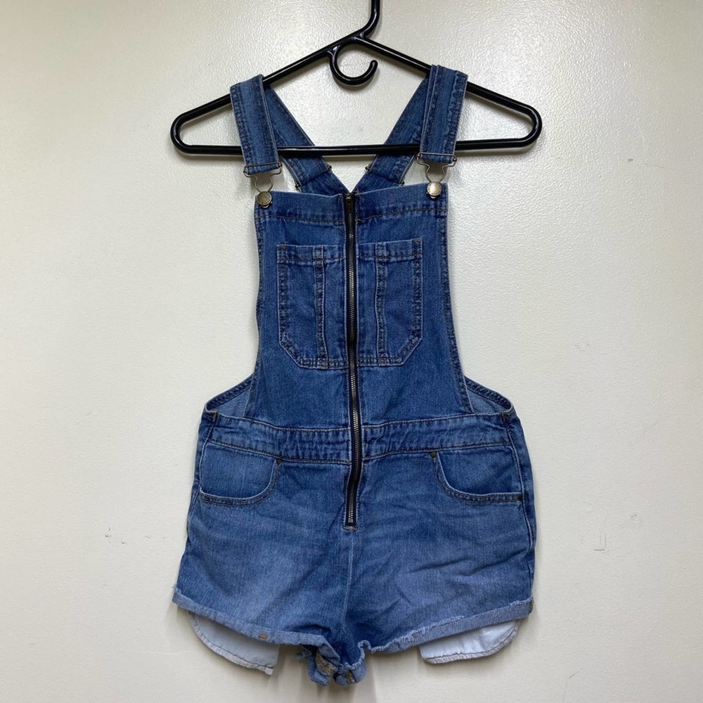Bullhead Medium Wash Cutoff Shorts Overalls Zipper Size Small